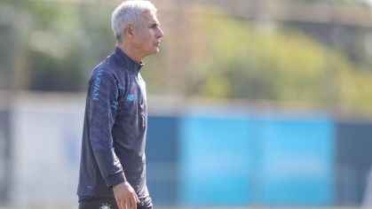 Luís Castro, técnico do Grêmio