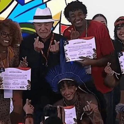 Lula repete frase 'coração coreano' em evento cultural no ES