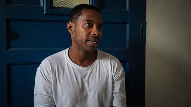 Robinho soube da briga de seu filho com Neymar da cadeia, onde cumpre pena por participação em estupro (Reprodução/Conselho da Comunidade de Taubaté)