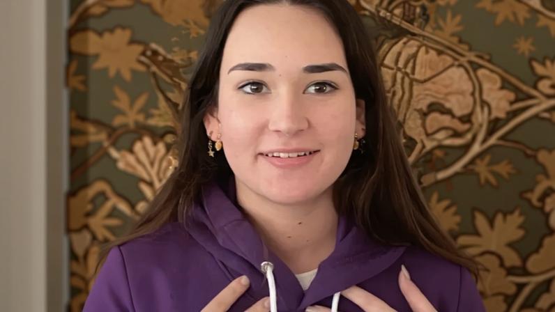 Mariana Tanaka Abdul Hak, de 20 anos, filha de diplomatas brasileiros, no último domingo (17), após ser atropelada por um motorista de aplicativo em Ipanema, na zona Sul do Rio de Janeiro, segue sendo investigada pela Polícia Civil do Rio de Janeiro.