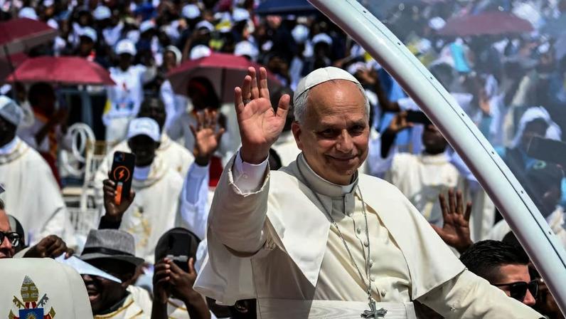 Papa Leão publica seu 1º documento sobre IA ao lado de cofundador da Anthropic
