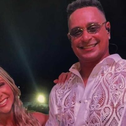 Carla Perez posa com filho caçula em competição de fisiculturismo