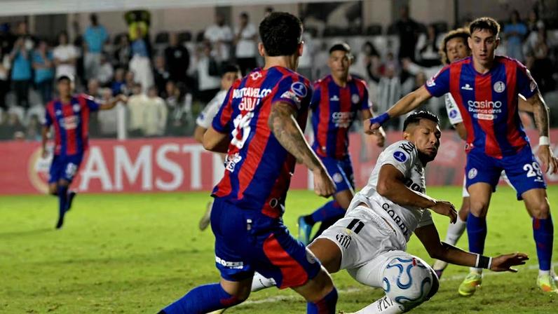 Santos abriu 2 a 0, mas cedeu empate aos argentinos na Vila Belmiro.