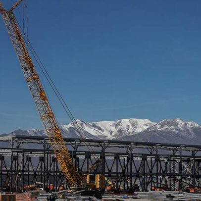 Escassez de infraestrutura e mão de obra ameaça lucros das big techs