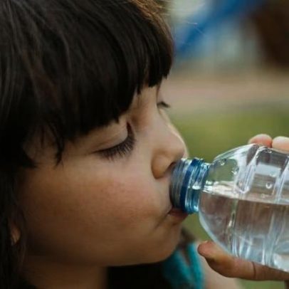 Estudo do MIT associa água contaminada ao aumento de câncer infantil