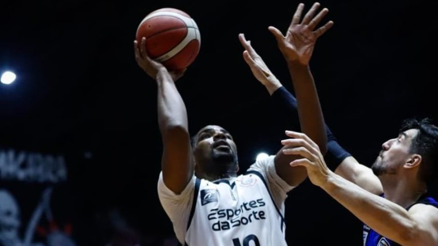 Corinthians e Pinheiros fazem o quarto jogo das semifinais do NBB (Foto: NBB/Divulgação)