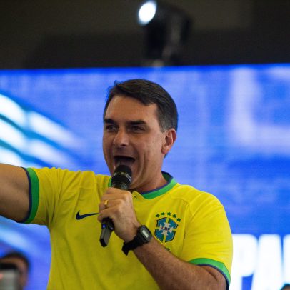 PT aponta que Flávio Bolsonaro não fez discurso antissistema