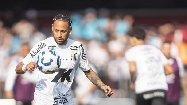 Neymar durante treino na Granja Comary
