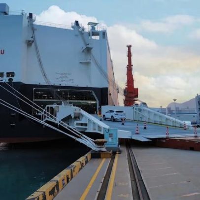 BYD usa frota própria de navios para transportar até 9 mil carros