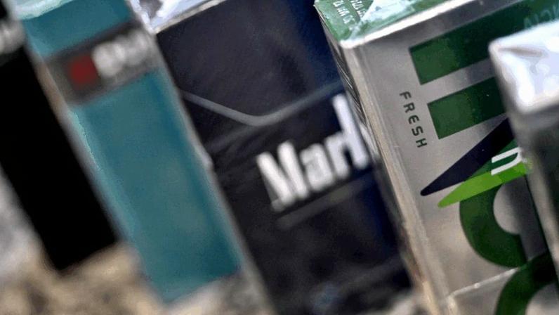13 empresas de cigarros foram notificadas pela Receita Federal