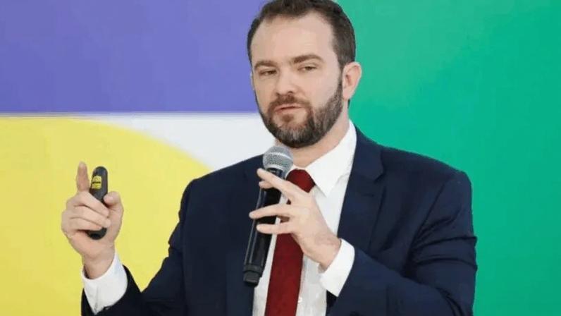 Dario Durigan afirmou que o programa será lançado antes do início do período eleitoral