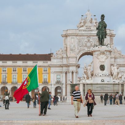 Investidores acusam Portugal de quebra de confiança com nova lei imigratória