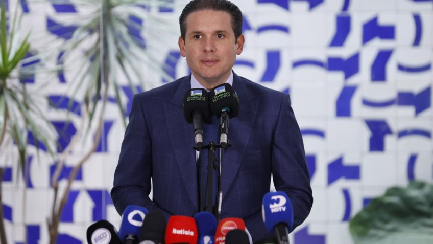 Motta quer ter seu nome ligado a uma eventual aprovação do projeto que reduz a jornada