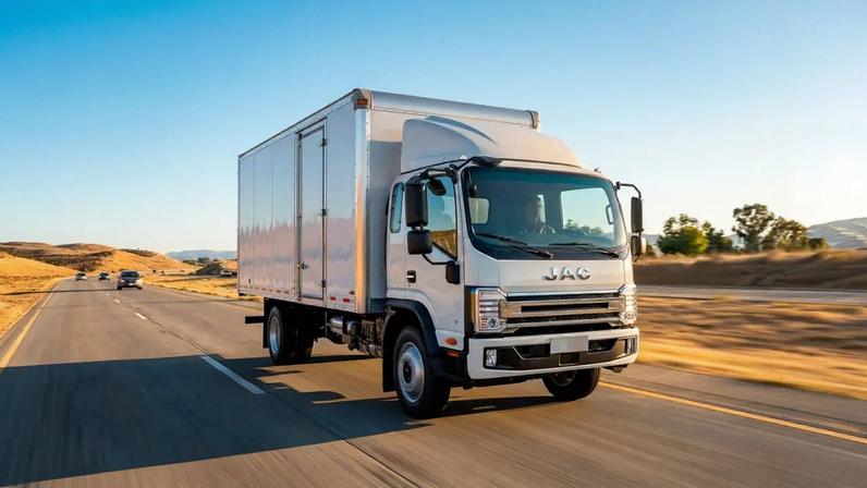 Volume de serviços recua 1,2% em março