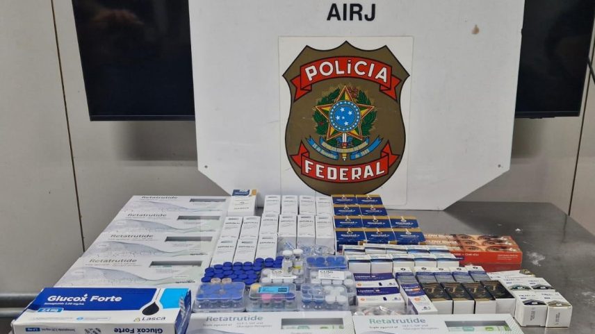 Agentes apreenderam remédios emagrecedores, anabolizantes e perfumes importados