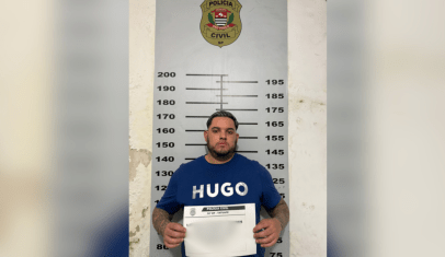 Motorista alcoolizado em Porsche é preso após atingir 4 carros em SP