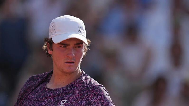 João Fonseca encara Novak Djokovic na terceira rodada de Roland Garros