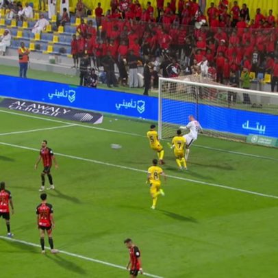 Al Taawoun e Al Riyadh empatam 1-1; Roger Martínez marca
