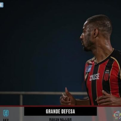 Al Riyadh vence Al Akhdoud 1-0 com defesa de Rakan Najjar