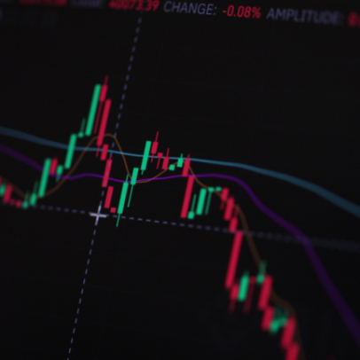 Ibovespa abre em queda com pressão de Petrobras e Vale