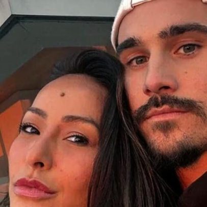 Nicolas Prattes fala sobre despedida do bebê com Sabrina Sato