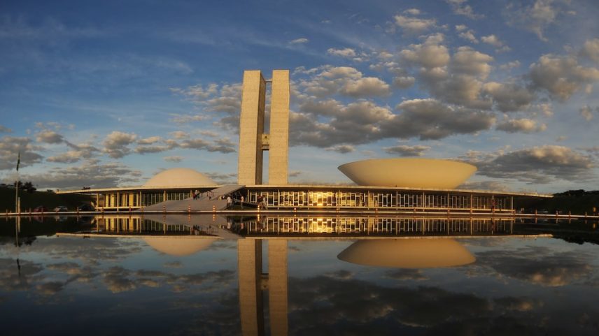 Uma ideia seria criar um “orçamento regulatório”, que limitaria o quanto cada órgão pode criar de gastos para a sociedade