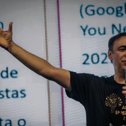 Pesquisador diz que avanços em ondas tecnológicas formam a genealogia da IA no SPIW