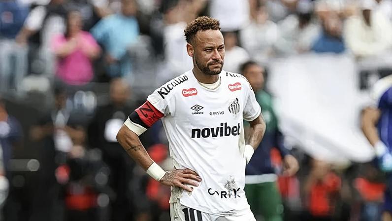 Neymar durante partida entre Santos x Coritiba, pelo Campeonato Brasileiro