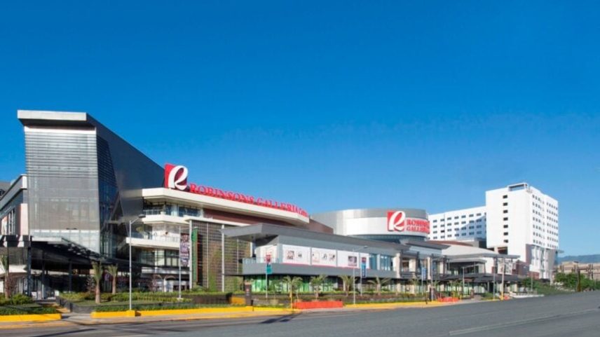 As contribuições dos shopping centers da Robinsons Land, juntamente com seus hotéis, ajudaram a impulsionar o lucro líquido da empresa em 2023 para níveis recordes.