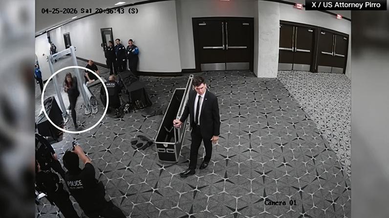 Novo vídeo mostra atirar tentando invadir jantar da imprensa com Trump