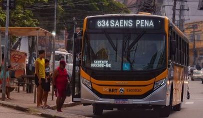 Rio inicia circulação de ônibus sem pagamento em dinheiro