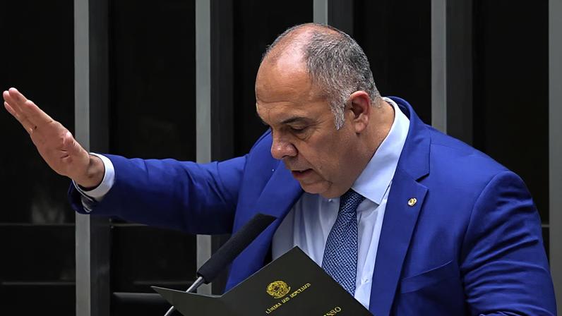 Ex-presidente do Flamengo assumiu cargo de deputado