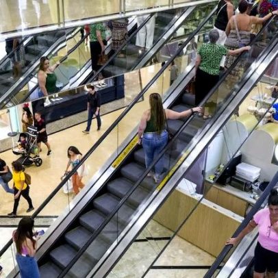 Shoppings atraem mais visitantes, mas fim da taxa das blusinhas gera incerteza