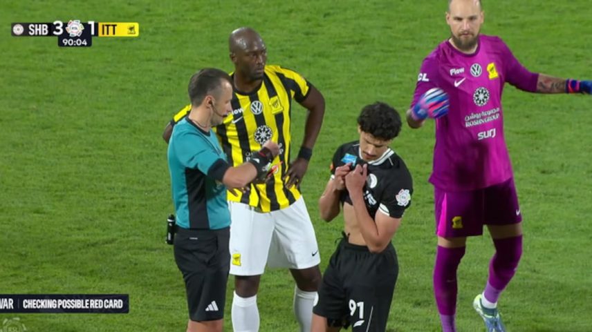 Al Shabab – Al Ittihad 3 - 1 | CARTÃO VERMELHO – Abdul Aziz Jamal Muhammad Al Othman