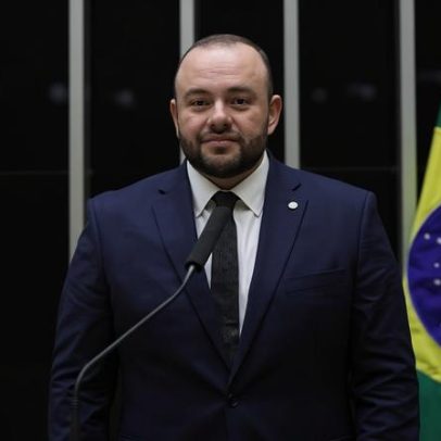Deputado registra BO por ameaça de morte via mensagens nazistas e pornográficas