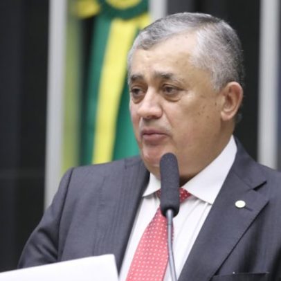Ministro Articulação Política de Lula encontra Alcolumbre após derrota de Messias