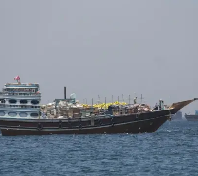 Estreito de Ormuz volta ao centro da guerra após ataques dos EUA contra portos iranianos