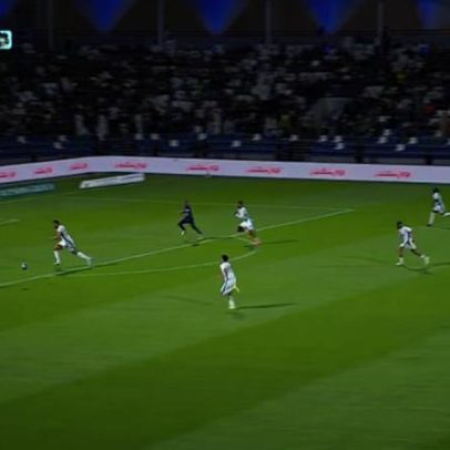 Al Fateh empata com NEOM em 2-2; Bendebka marca o gol
