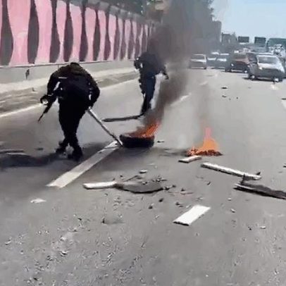Tiroteio no Complexo da Maré fecha trecho da Linha Vermelha, no Rio