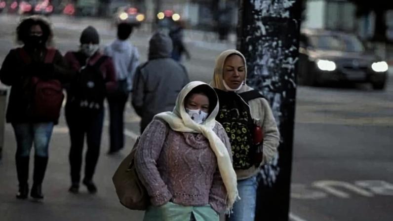 1 de 1 Com mínima de 11,2ºC nesta segunda-feira (20/10), São Paulo registrou a temperatura mais baixa registrada no mês de outubro desde 2014 - Metrópoles