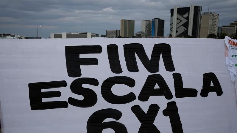 Entre entrevistados que recebem até dois salários-mínimos (R$ 3.242), 70% são a favor do fim da escala