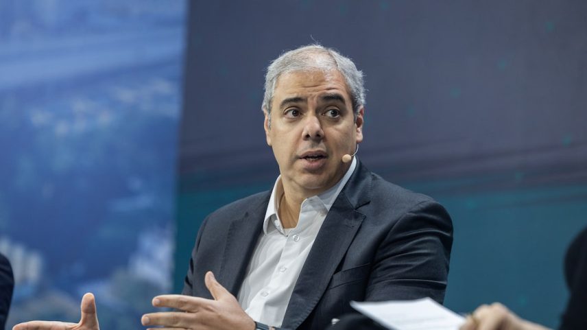 Milton Maluhy Filho, CEO do banco, reforçou que a rentabilidade do trimestre se manteve nas máximas e que não projeta redução no apetite para o crescimento nos próximos meses. (Foto: Tuane Fernandes/Bloomberg)