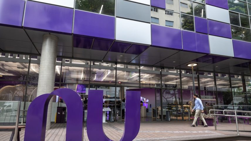 Nubank: carteira de crédito cresceu 40% no primeiro trimestre em relação ao mesmo período do ano anterior, para US$ 37,2 bilhões. (Foto: Jonne Roriz/Bloomberg)