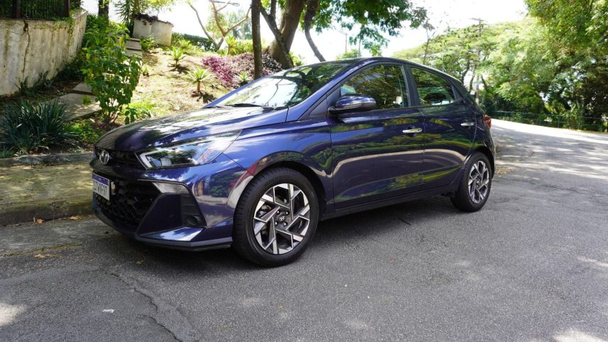 Hyundai HB20 Platinum Safety tem 4,10 metros de comprimento e entre-eixos de 2,53 metros
