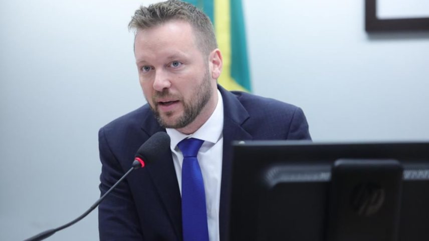 Deputado deu declaração durante reunião da frente parlamentar do ambiente de negócios