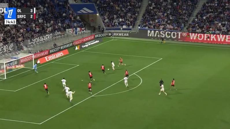Um grande gol de Endrick fechou a vitória do Lyon por 4-2 contra o Rennes, garantindo três pontos importantes na briga por vaga na Champions League.