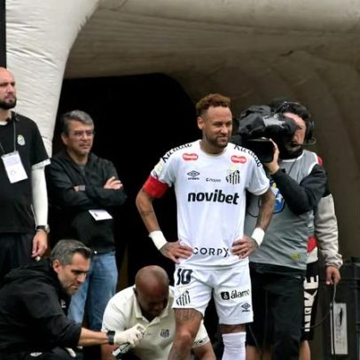 Cuca admite atuação fraca do Santos e minimiza confusão com Neymar