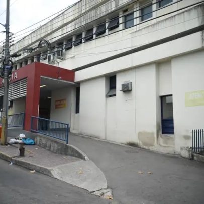 Adolescente fica ferido após granada lançada por drone no Complexo da Penha