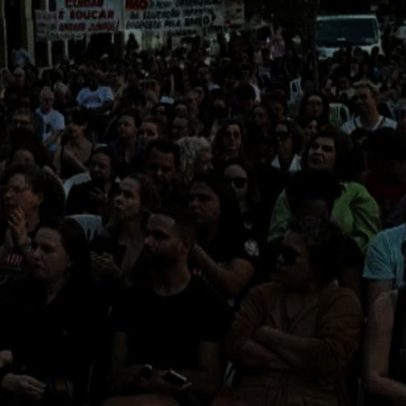 Professores da rede municipal de BH mantêm greve após assembleia