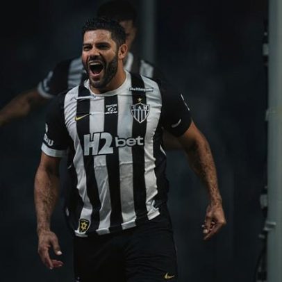 Atlético rescinde com Hulk e anuncia despedida do atacante